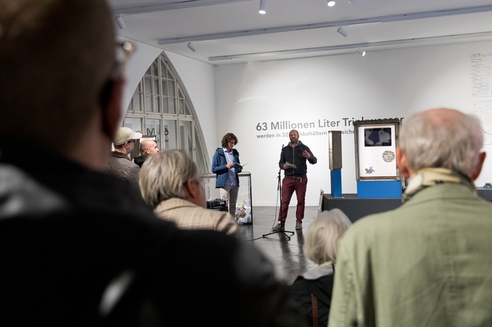 Eröffnung Metabolismus der Stadt. Kurator Alexander Gogl und afo-Leiter Franz Koppelstätter