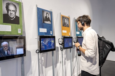 Midissage, Und was machst du so?