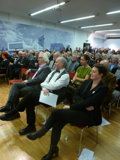 ausgezeichnet