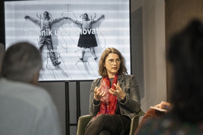 Und was machst du so ? | Marie-Therese Harnoncourt-Fuchs